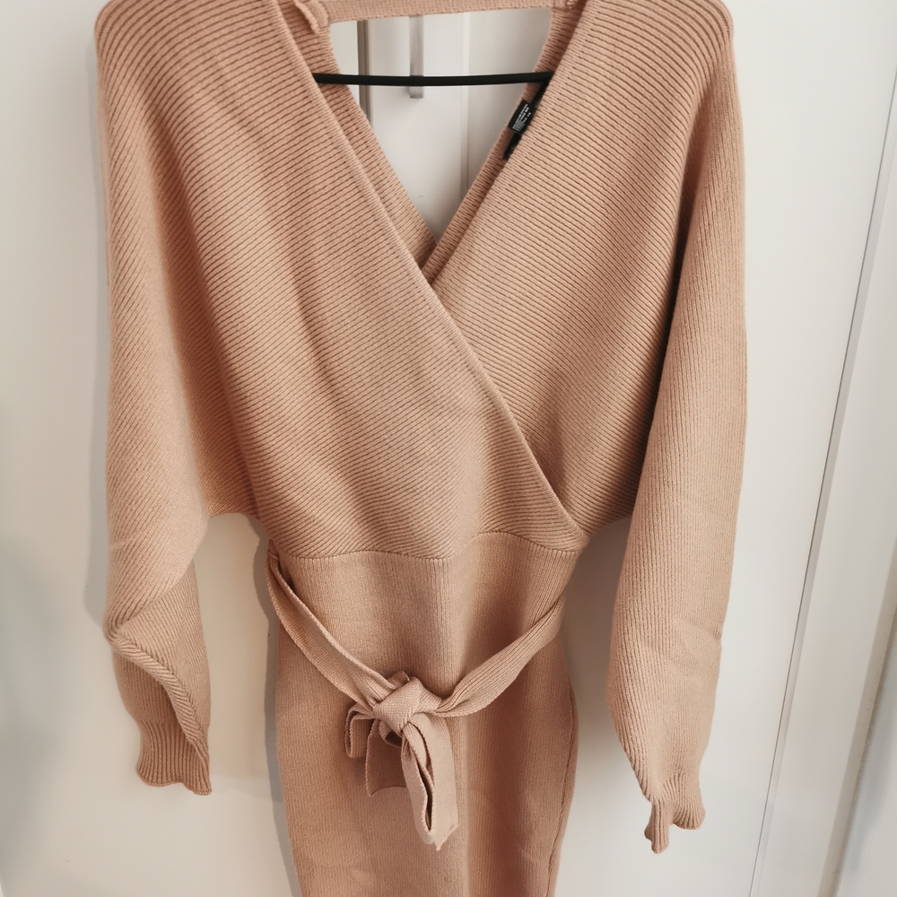 Forever 21 Beige Ribbed Knit Dress
